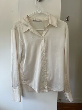 Abercrombie & Fitch Ivory Satin Button-Front Shirt